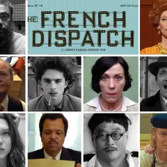Montaggio di volti dal film "The French Dispatch", con il titolo del film in evidenza. Le recensioni lodano il cast corale.