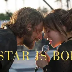 Jackson e Ally, uniti dalla musica, affrontano insieme il successo e le sfide. Come finisce A Star Is Born? Un amore che brilla, ma con un prezzo.