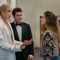 Nicole Kidman, Zac Efron e Joey King in una scena che suggerisce un complesso affare di famiglia.