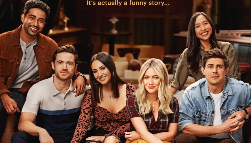Il cast di How I Met Your Father, sei amici sorridenti seduti su un divano, pronti a raccontare una storia divertente.