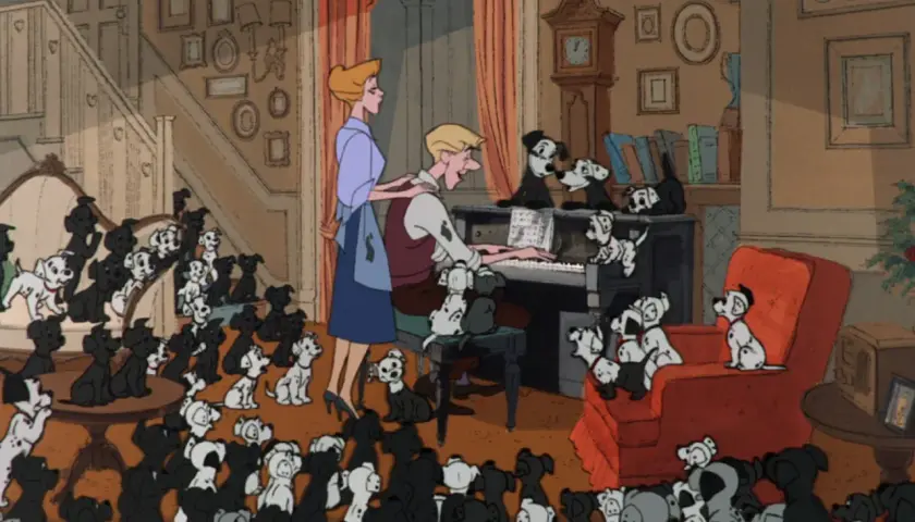 Una famiglia di dalmata, tra cui Pongo e Peggy, ascolta Roger suonare il piano.