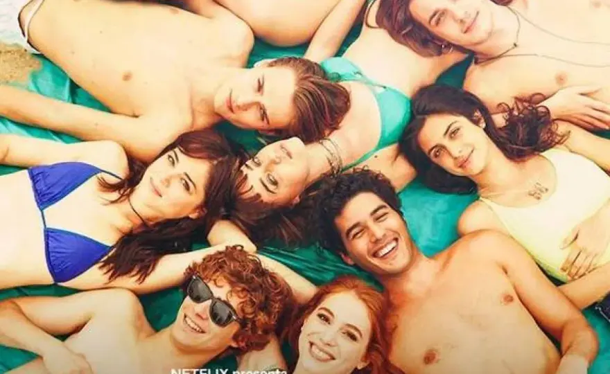 Sotto il sole di Riccione - Vale la pena? Recensione completa