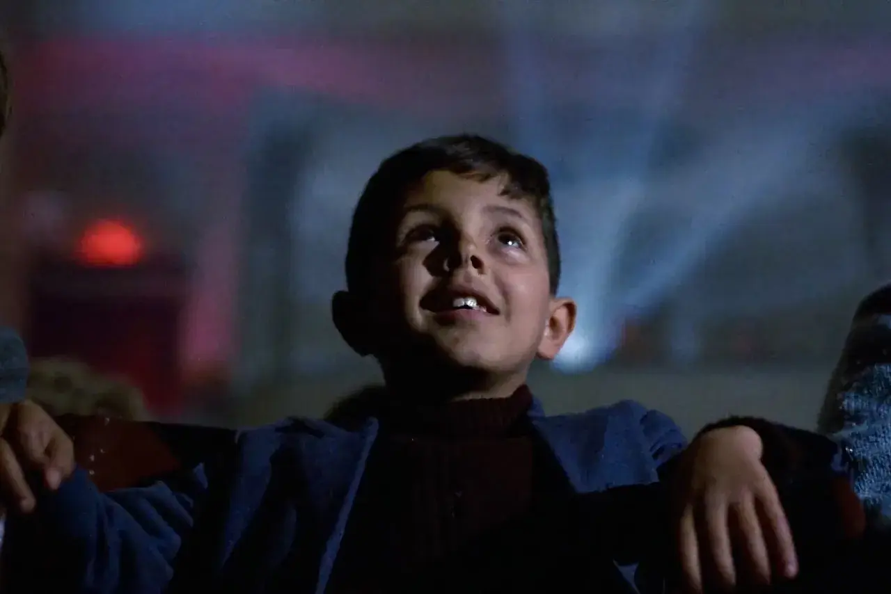 Nuovo Cinema Paradiso nelle recensioni tra nostalgia e mito