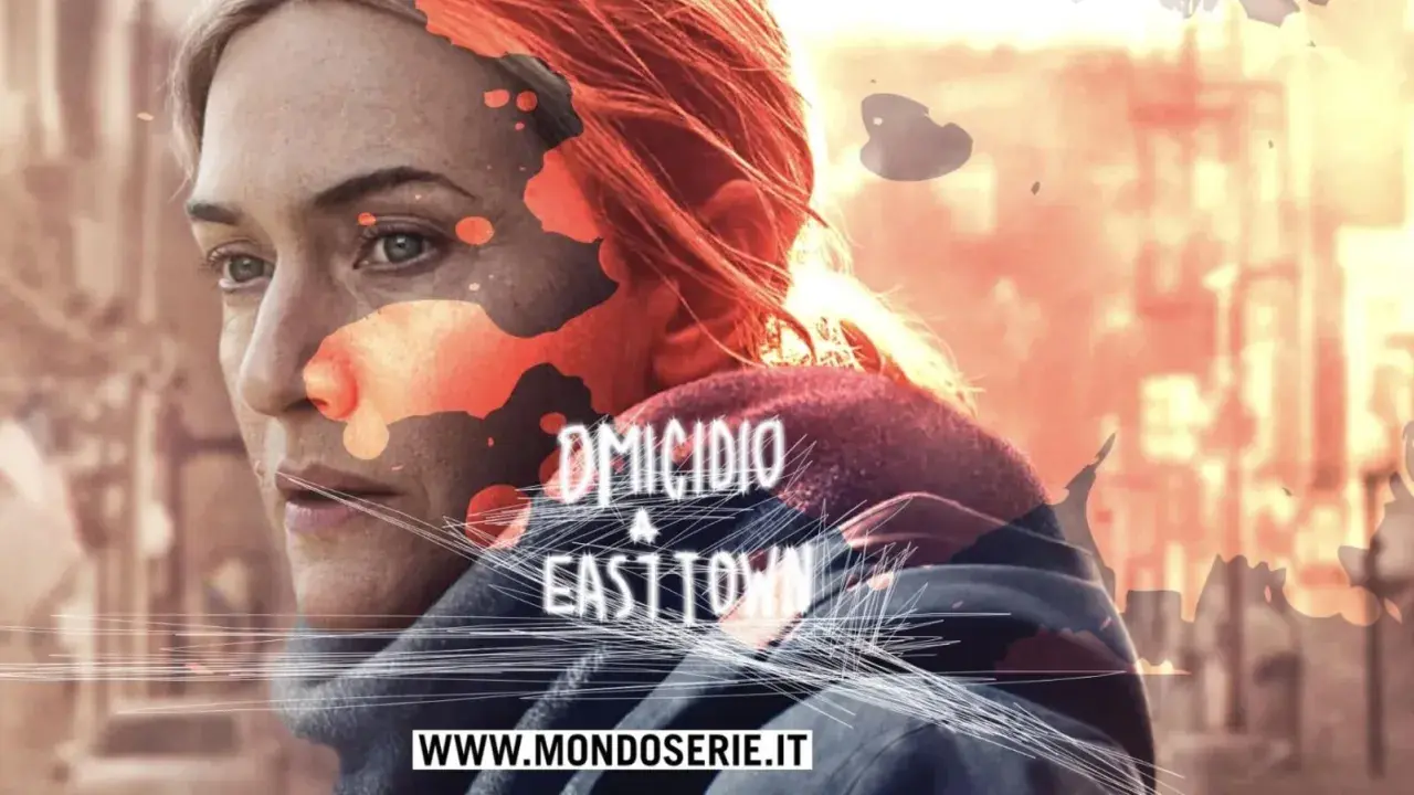 Il volto di Kate Winslet in primo piano, con macchie rosse che ricordano sangue e il titolo "Omicidio a Easttown". Le recensioni lodano la serie.